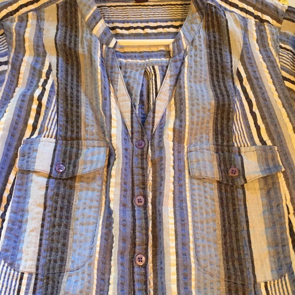 Seersucker Button Down Blouse - Picture 3 of 6